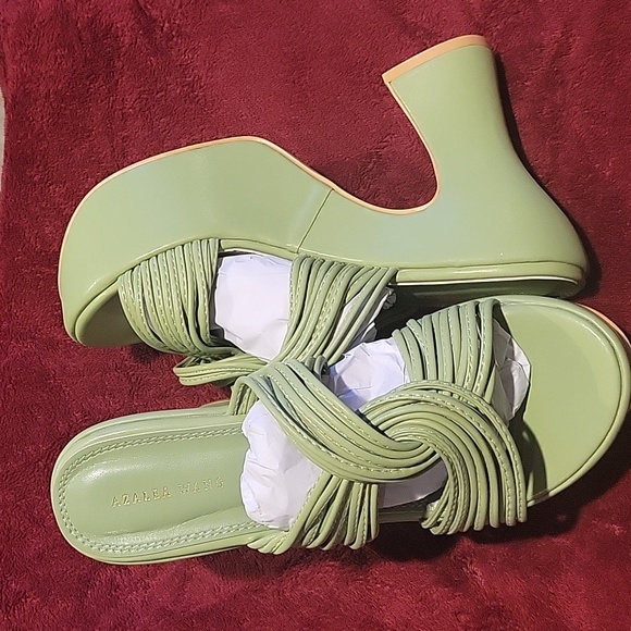 NIB Azalea Wang Gail platform chunky Sandal in green - Picture 2 of 4